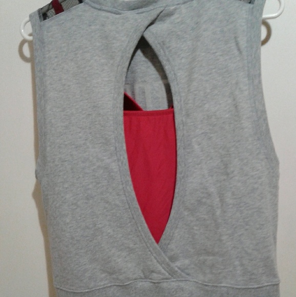 🌺 So Cute Victoria Sport Sweat Top - Picture 4 of 7